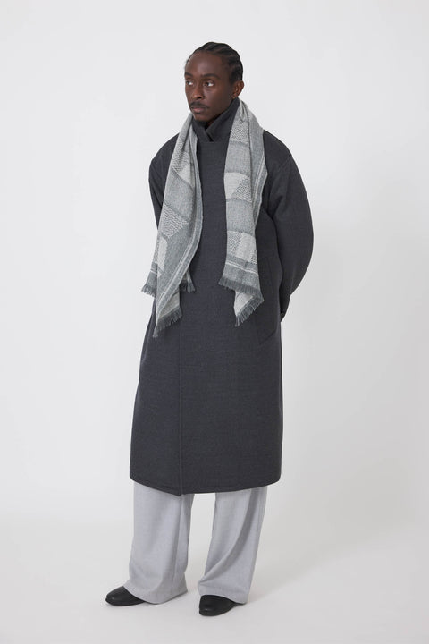 Patchwork Sculpture Scarf (Anthracite Merino Wool) - Stoffa