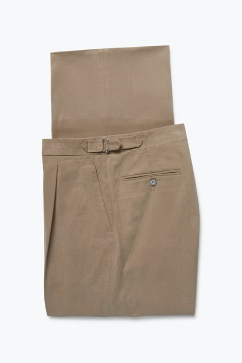 Peached Cotton Single Pleat Tapered Pant STUDIO NICHOLSON 「BIONDA