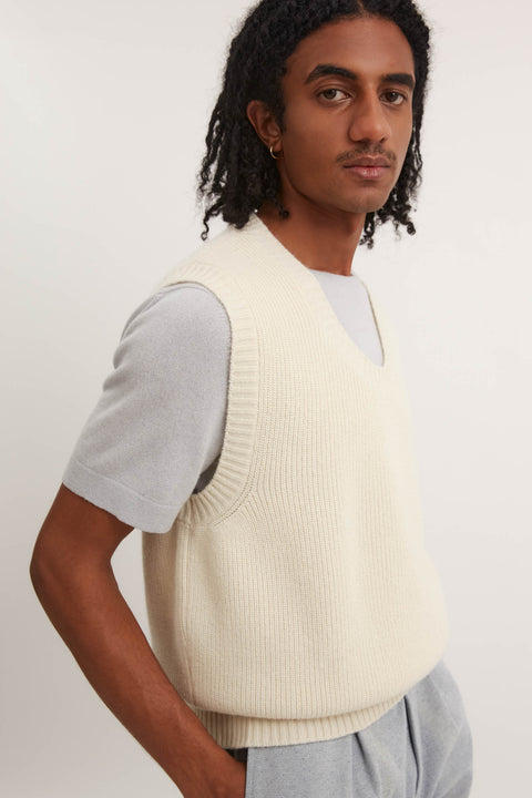 ベスト/ジレ MEDI CURVE ART 2WAY VEST KNIT TOP Ameri（アメリ）の「MEDI CURVE ART 2WAY VEST KNIT TOP（ニット